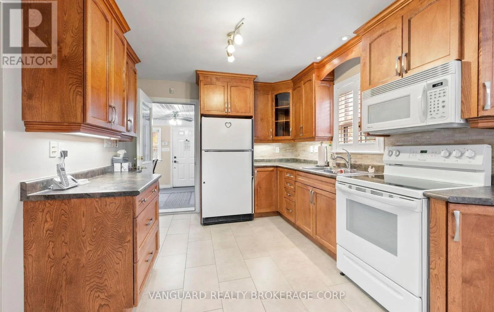 182 RUSTIC ROAD