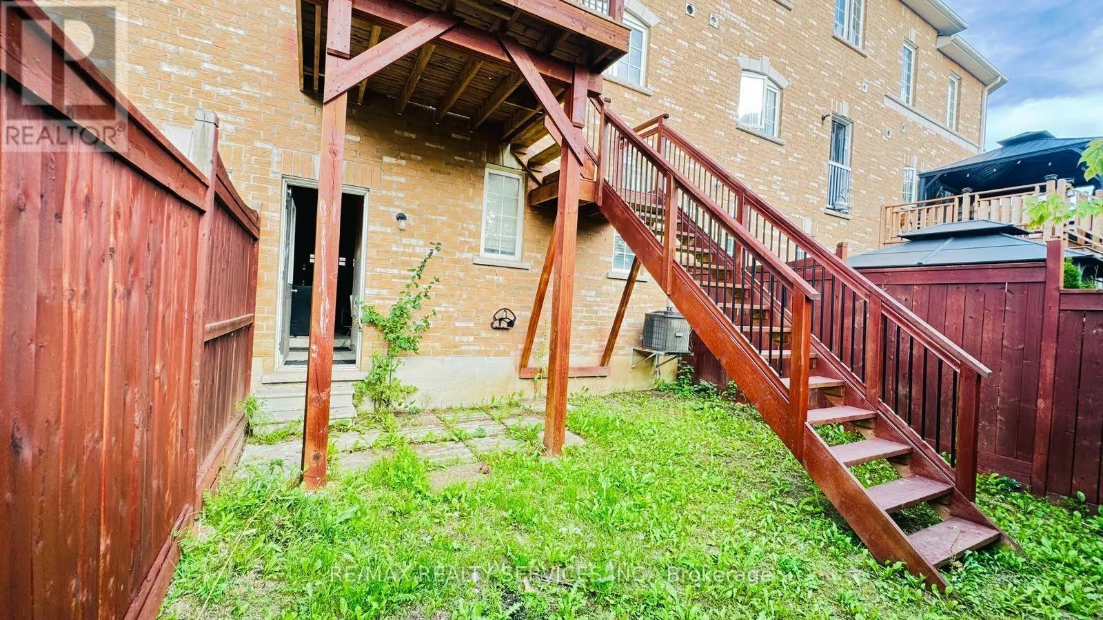 12 URBANA ROAD