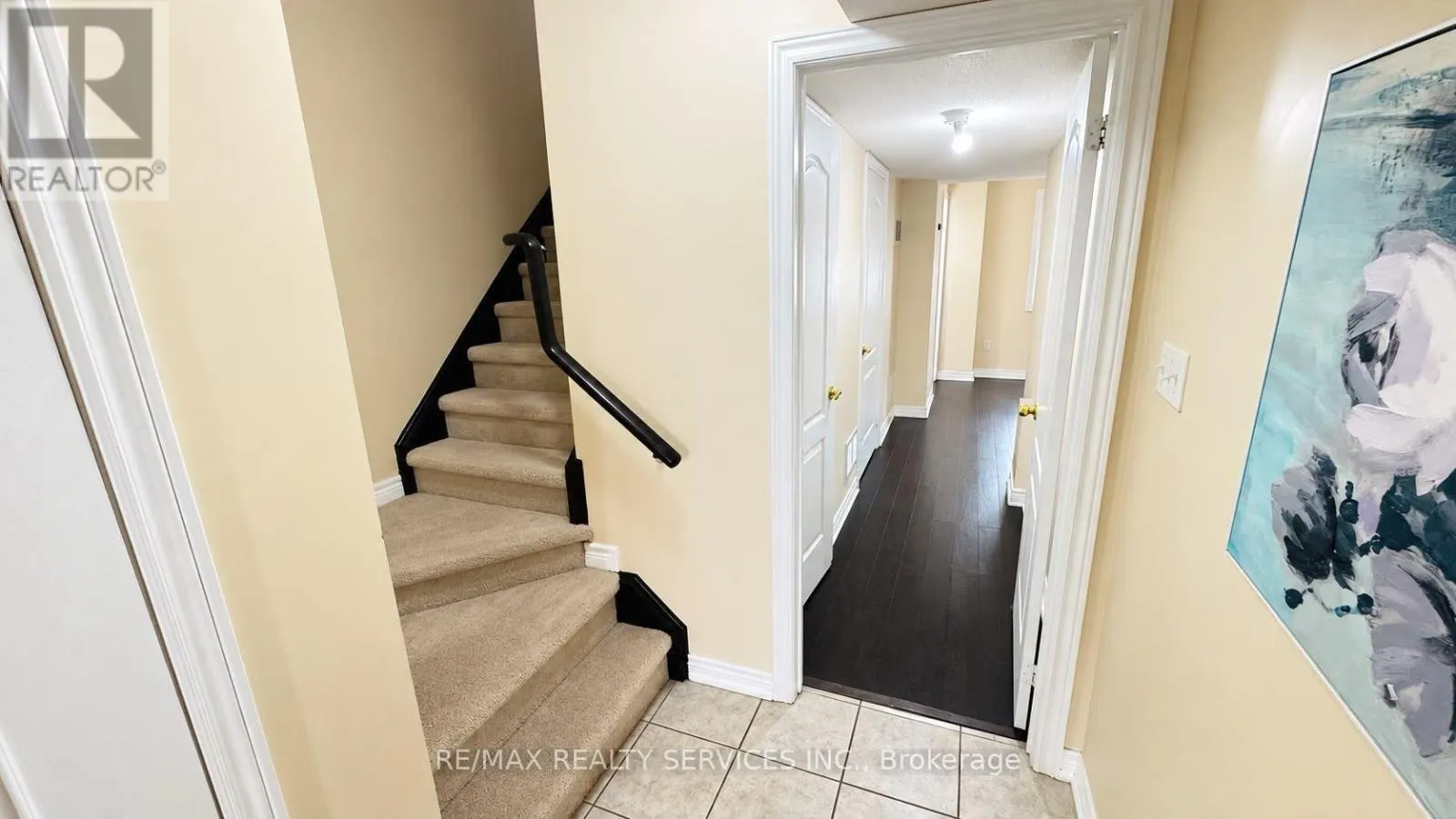 12 URBANA ROAD