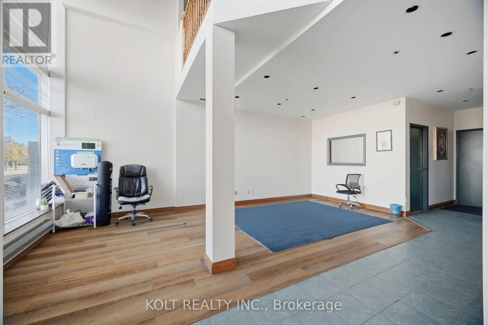 UNIT 31 - 145 TRADERS BOULEVARD E
