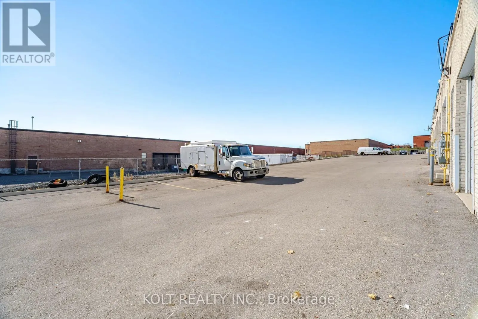 UNIT 31 - 145 TRADERS BOULEVARD E
