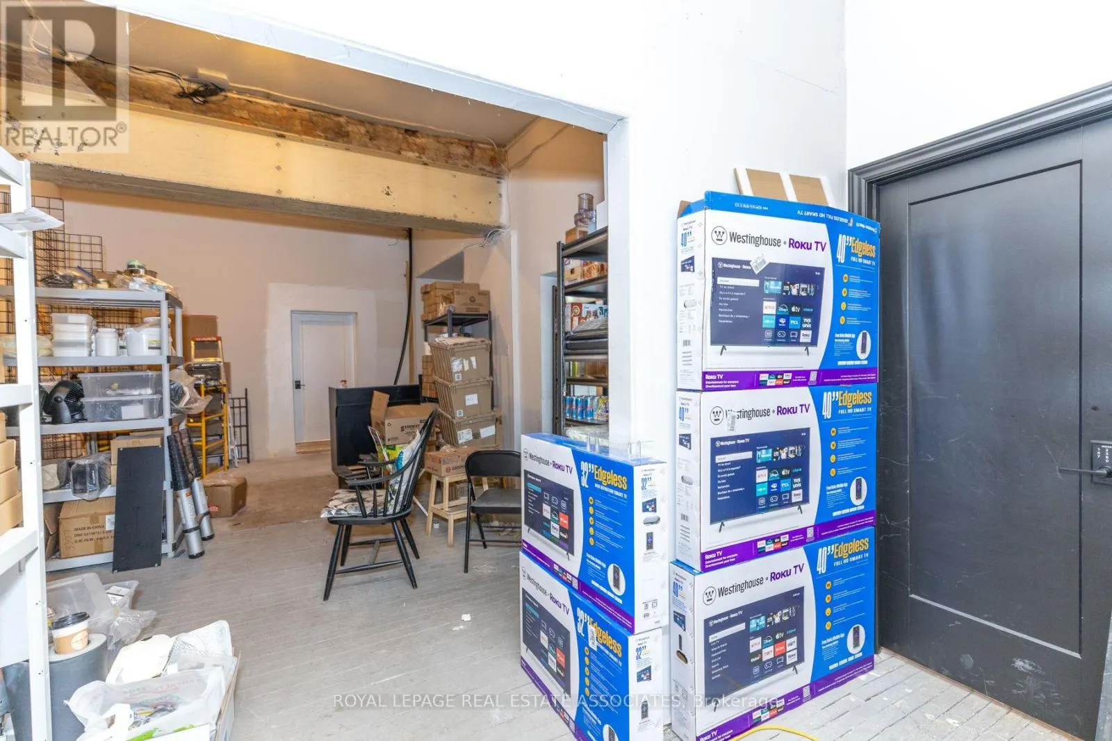 1267 QUEEN STREET W