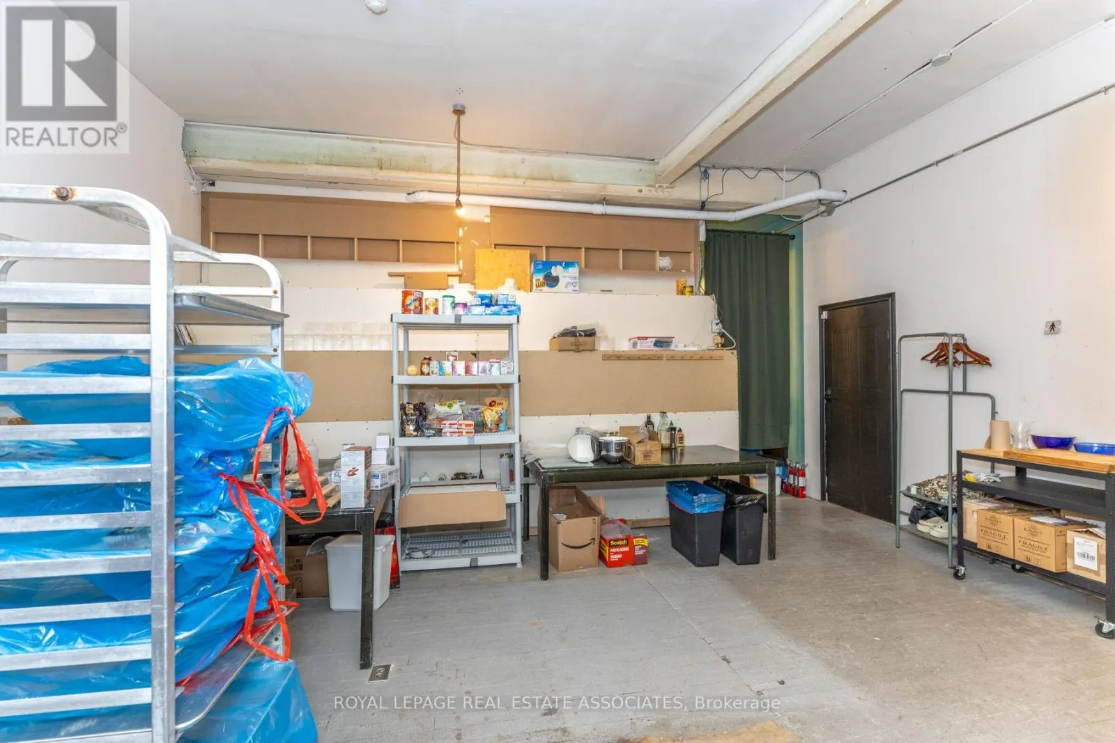 1267 QUEEN STREET W