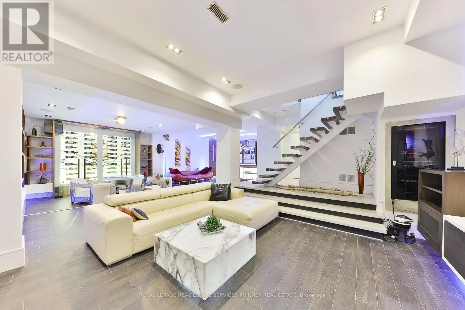 622 KOZEL COURT