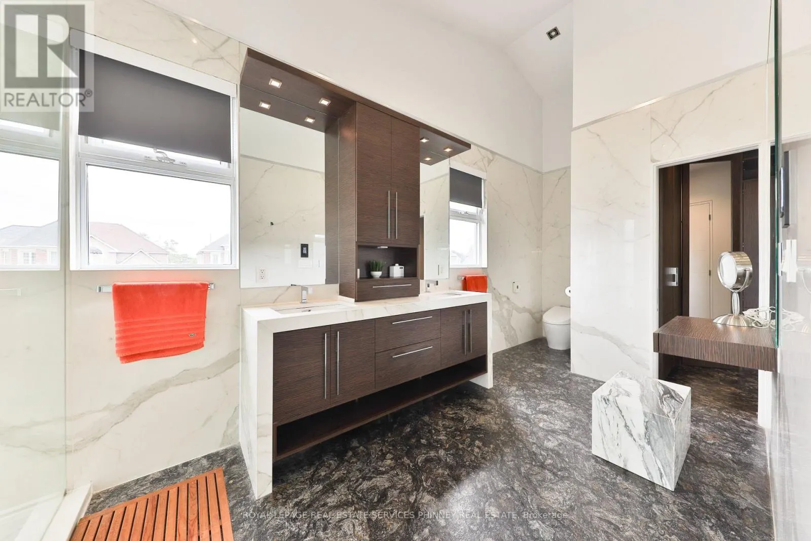 622 KOZEL COURT