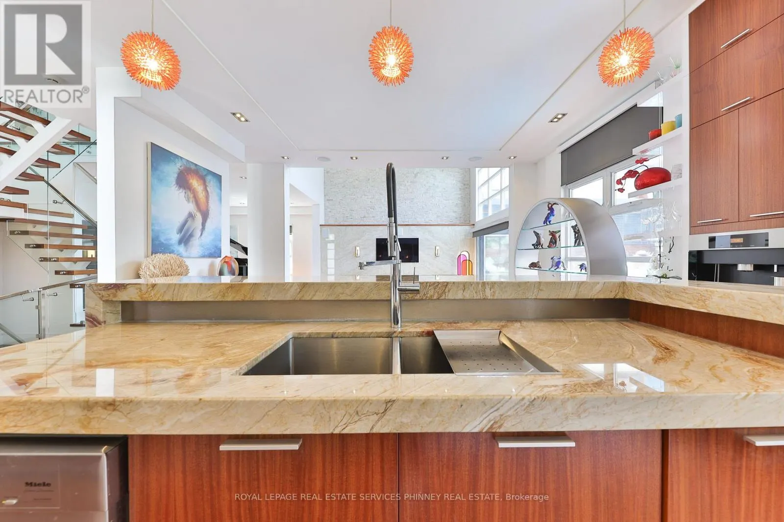 622 KOZEL COURT