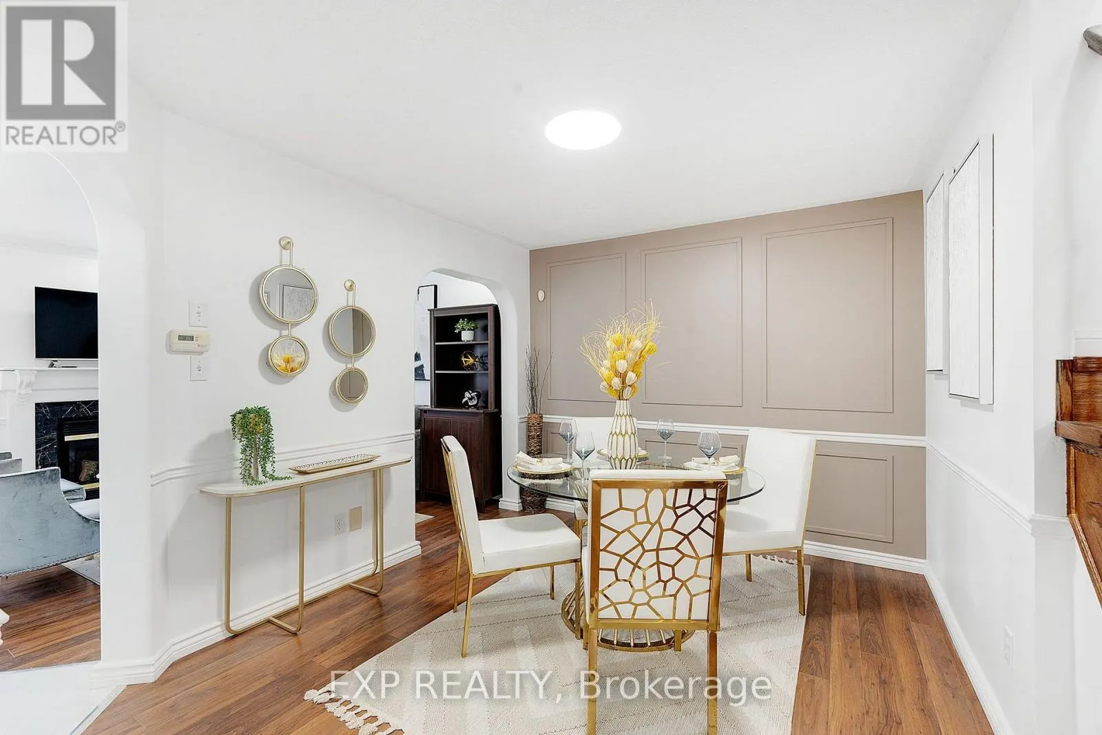 7283 BREAD FRUIT LANE