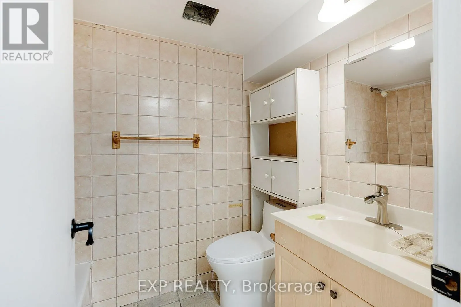 7283 BREAD FRUIT LANE