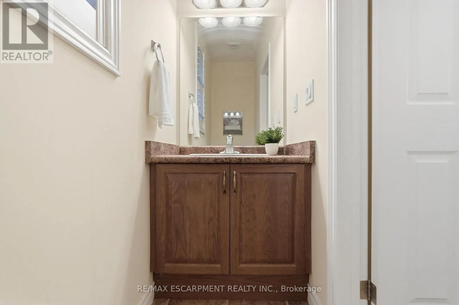 252 - 2120 ITABASHI WAY