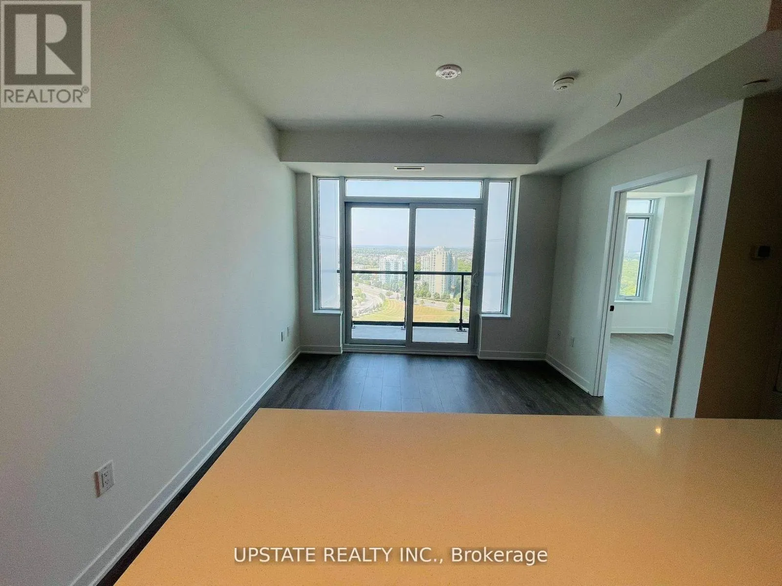 1909 - 2495 EGLINTON AVENUE W