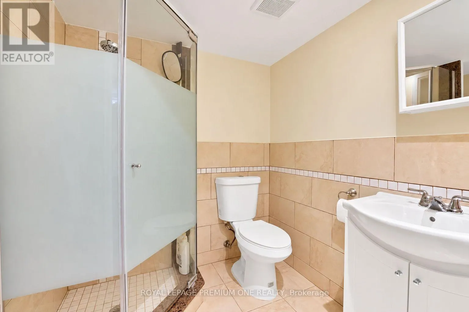 2673 CASTLE HILL CRESCENT