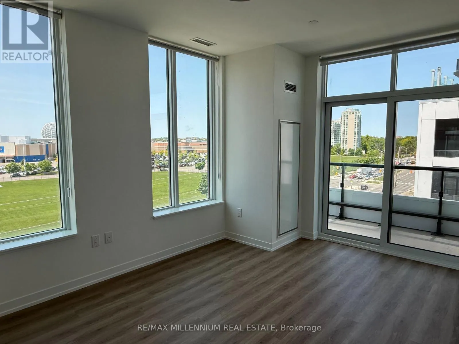803 - 2485 EGLINTON AVENUE