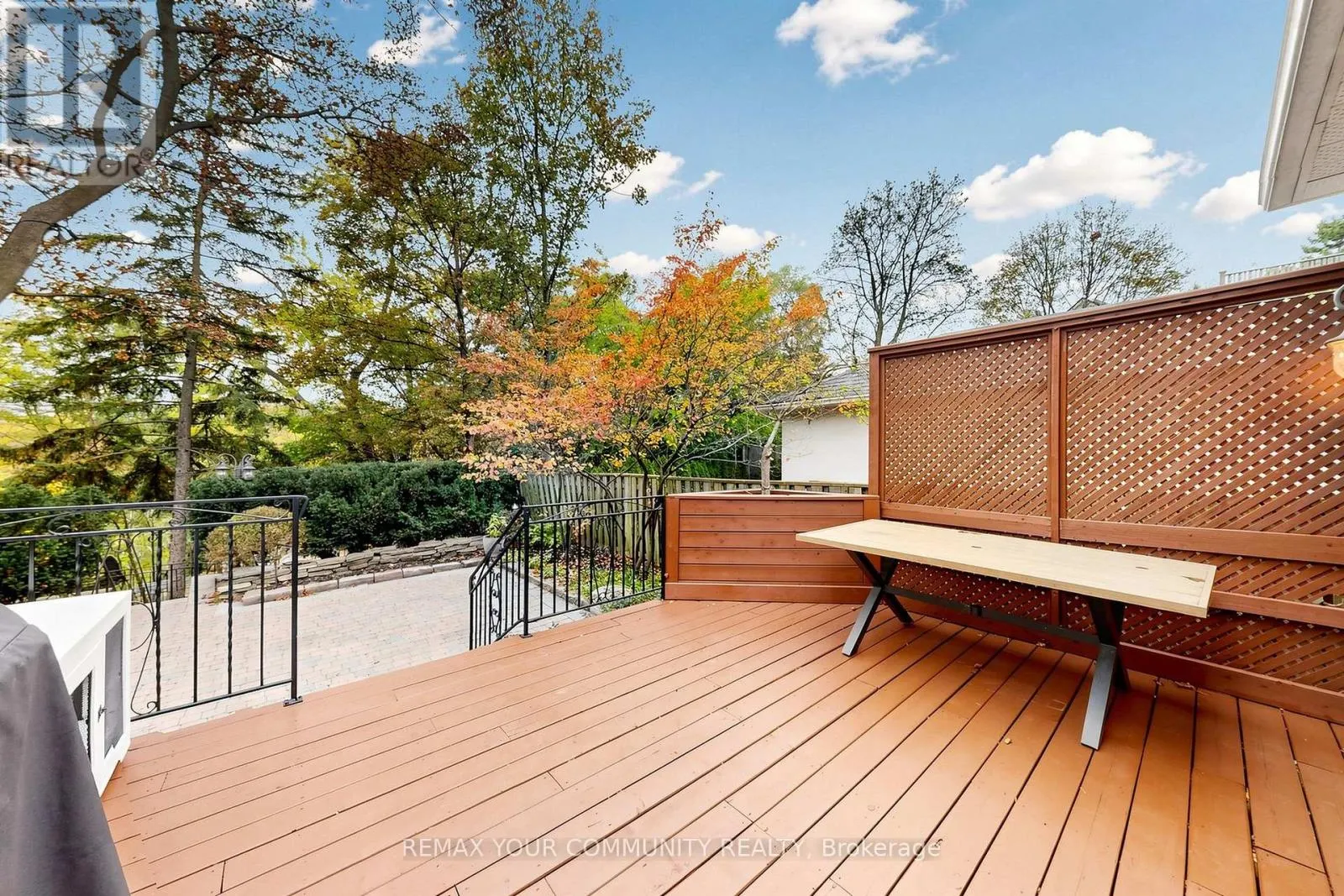 20 GRENADIER HEIGHTS