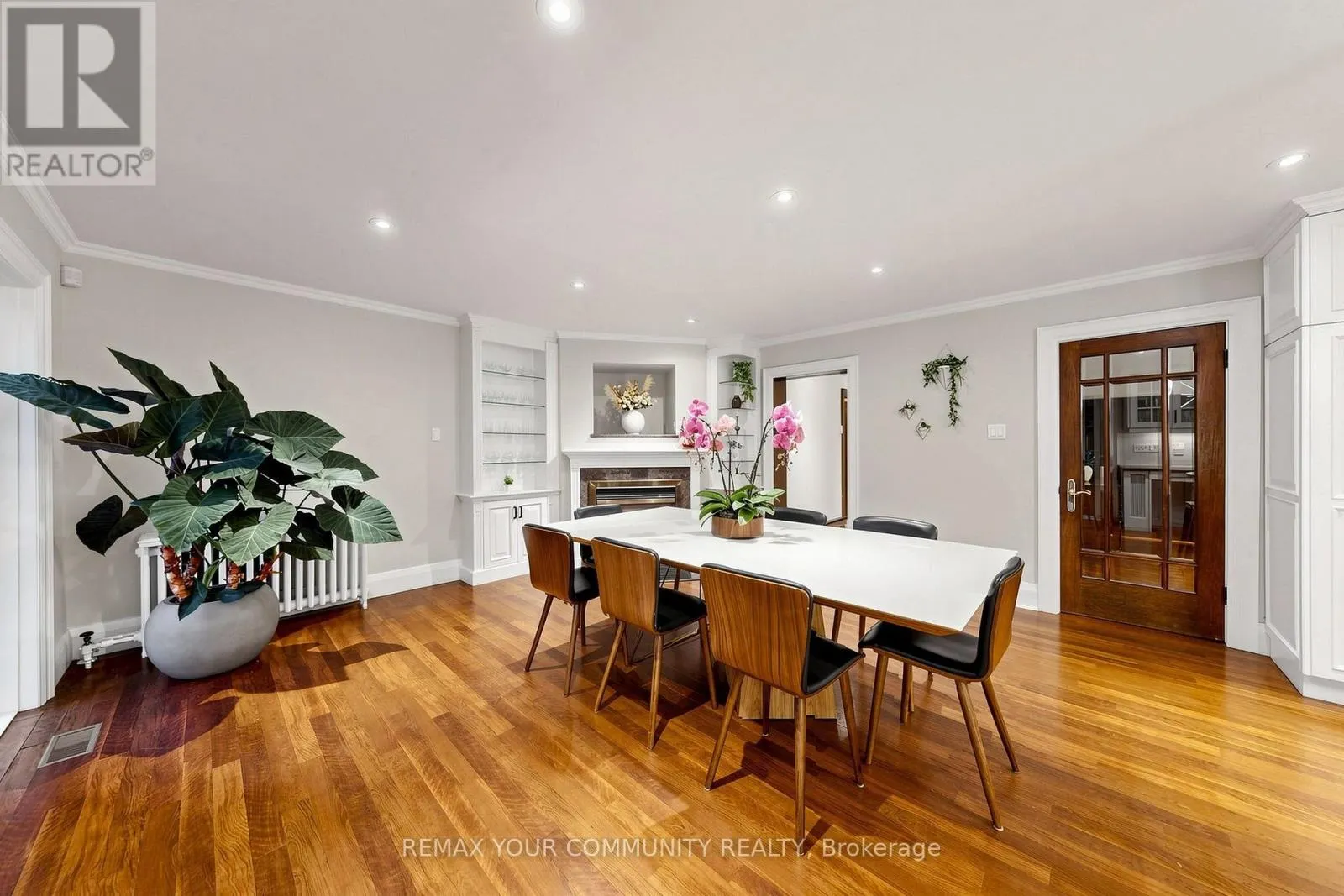 20 GRENADIER HEIGHTS