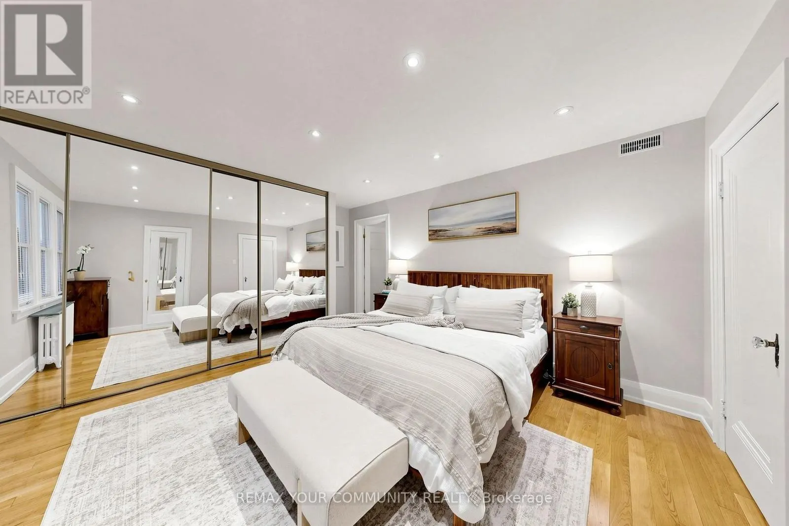 20 GRENADIER HEIGHTS