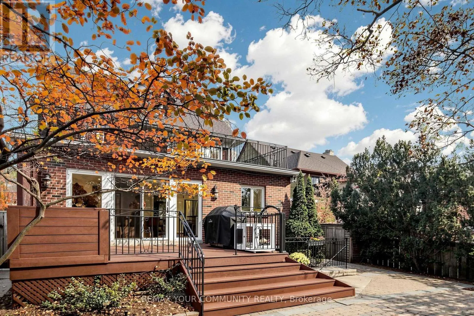 20 GRENADIER HEIGHTS