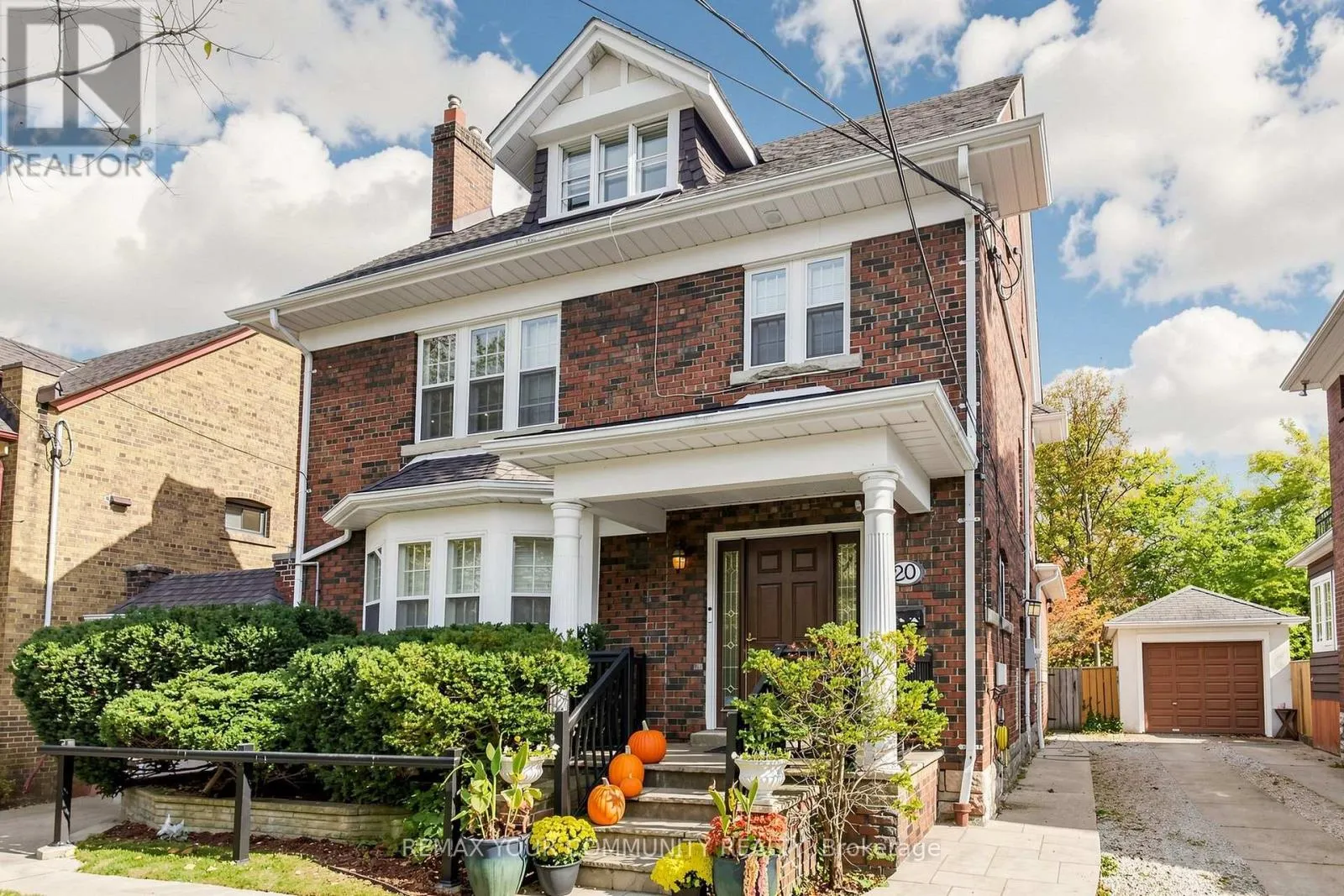 20 GRENADIER HEIGHTS