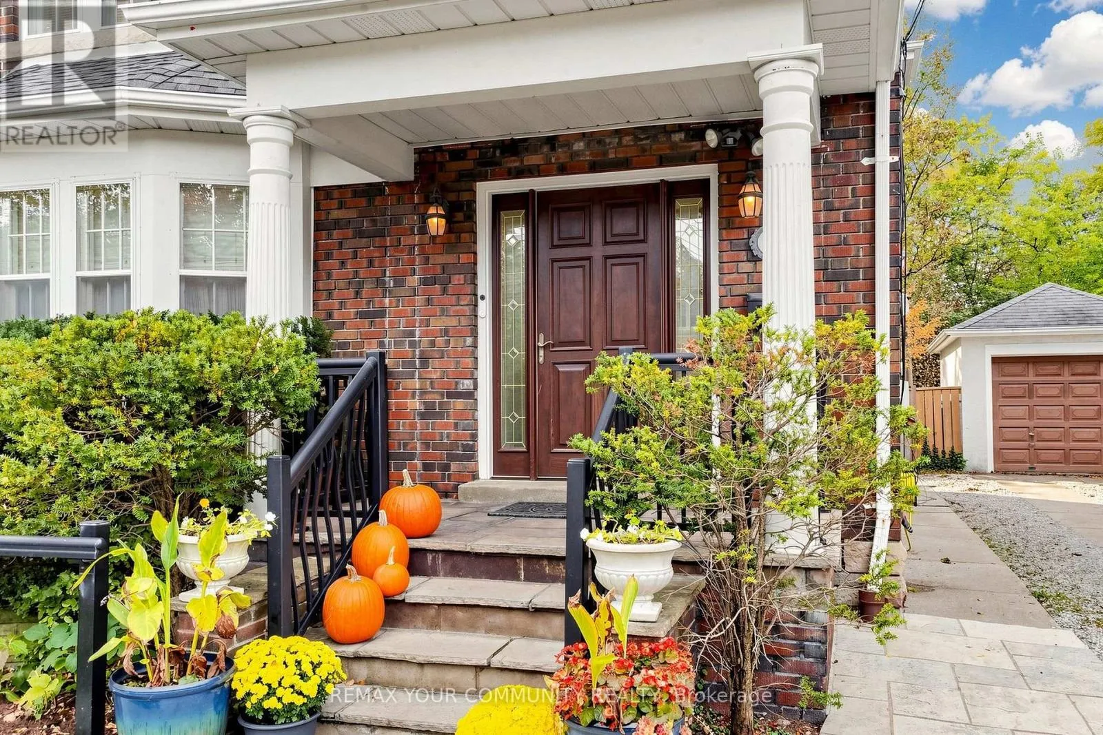 20 GRENADIER HEIGHTS