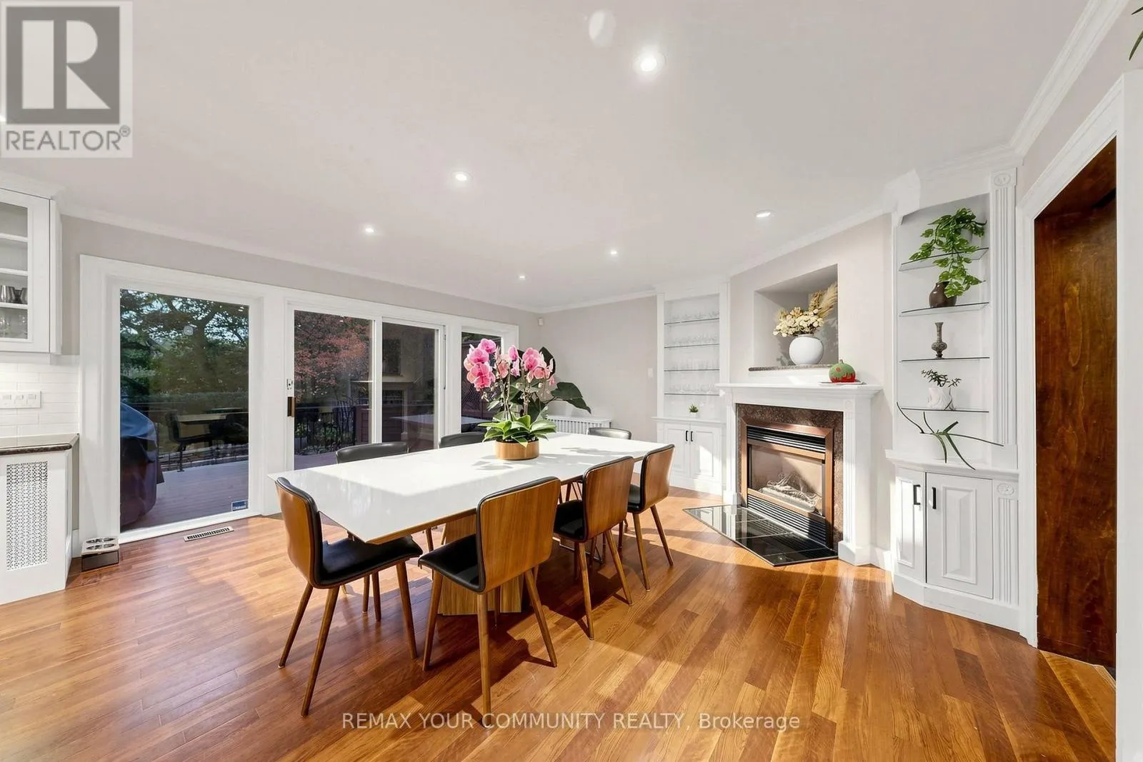 20 GRENADIER HEIGHTS