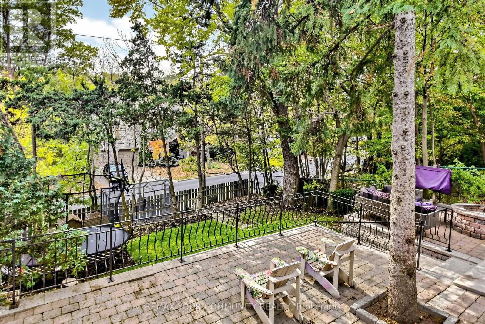 20 GRENADIER HEIGHTS