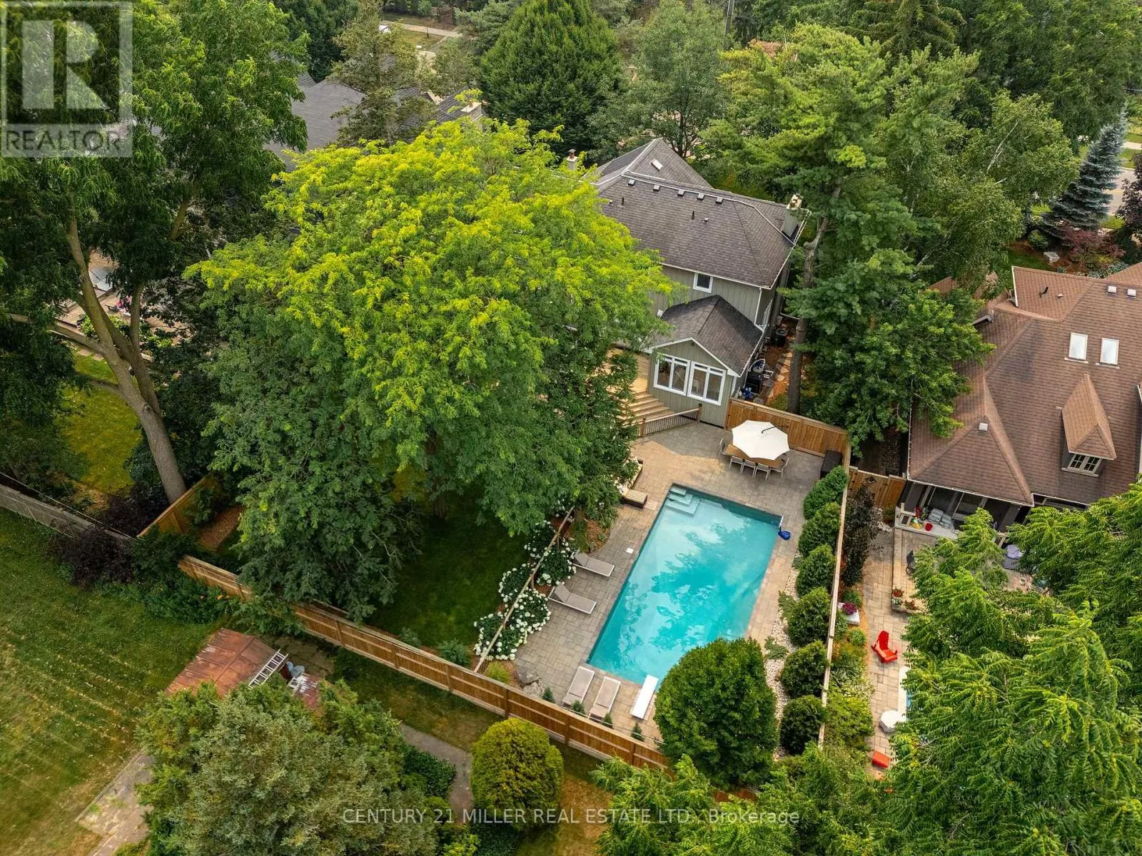 407 MAPLE GROVE DRIVE