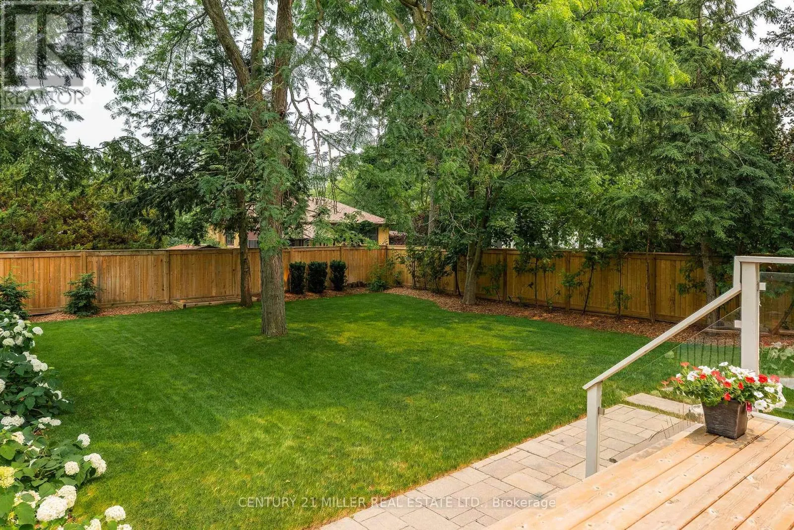 407 MAPLE GROVE DRIVE