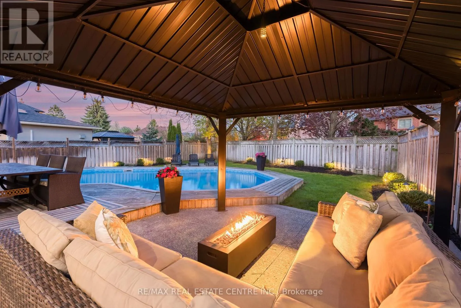 20 NIXON CRESCENT