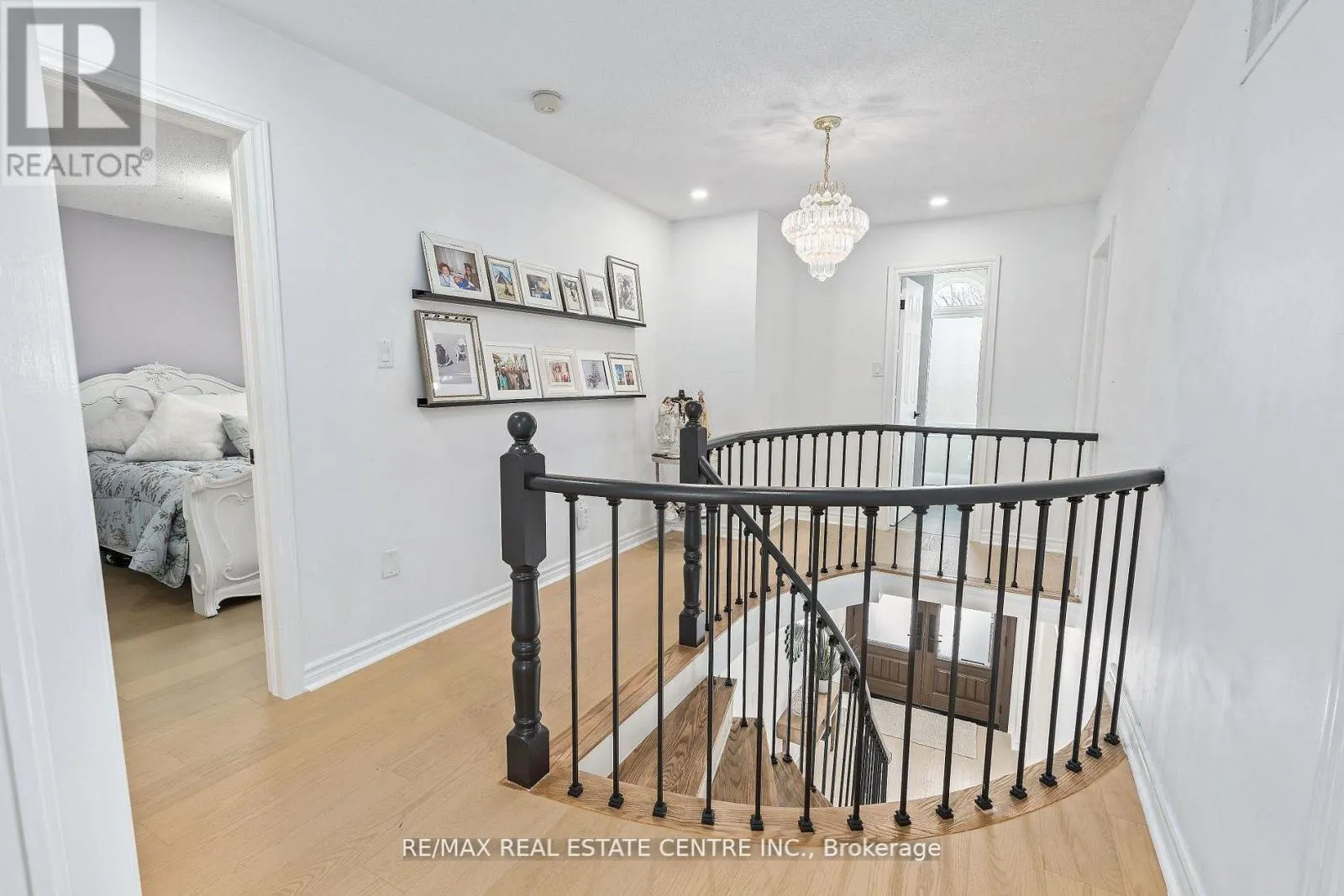 20 NIXON CRESCENT