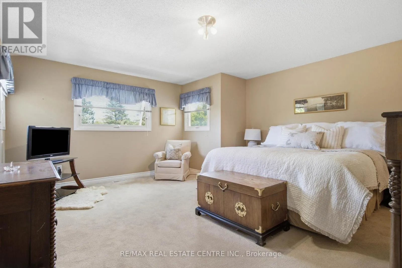 23 DEER VALLEY DRIVE