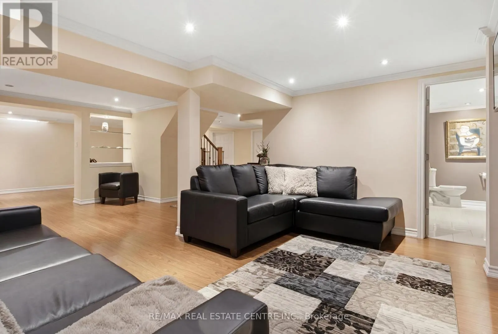 23 DEER VALLEY DRIVE