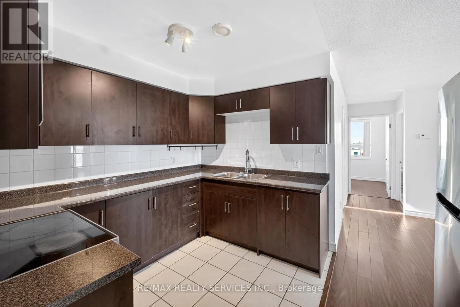 619 - 7405 GOREWAY DRIVE