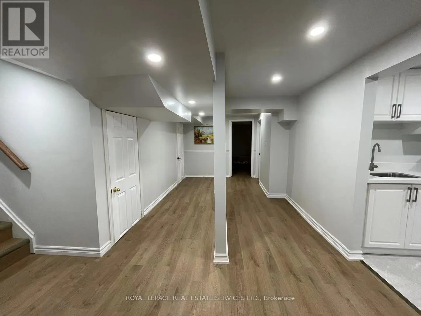 LOWER - 299 ROCKCLIFFE GARDENS