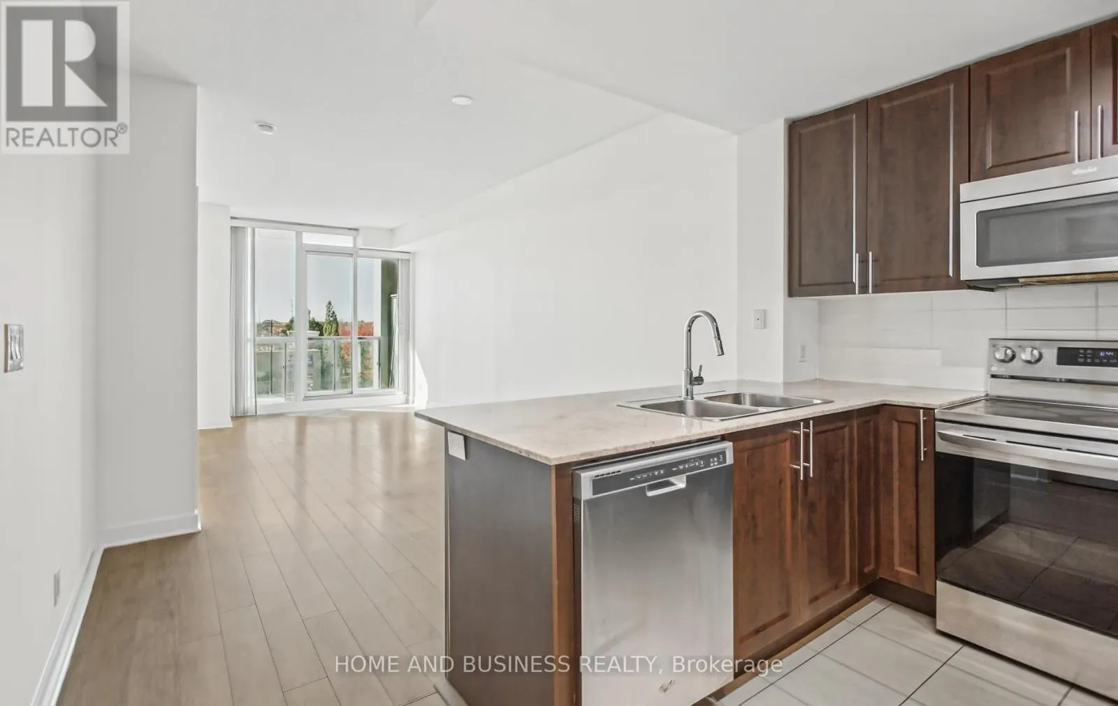304 - 3985 GRAND PARK DRIVE