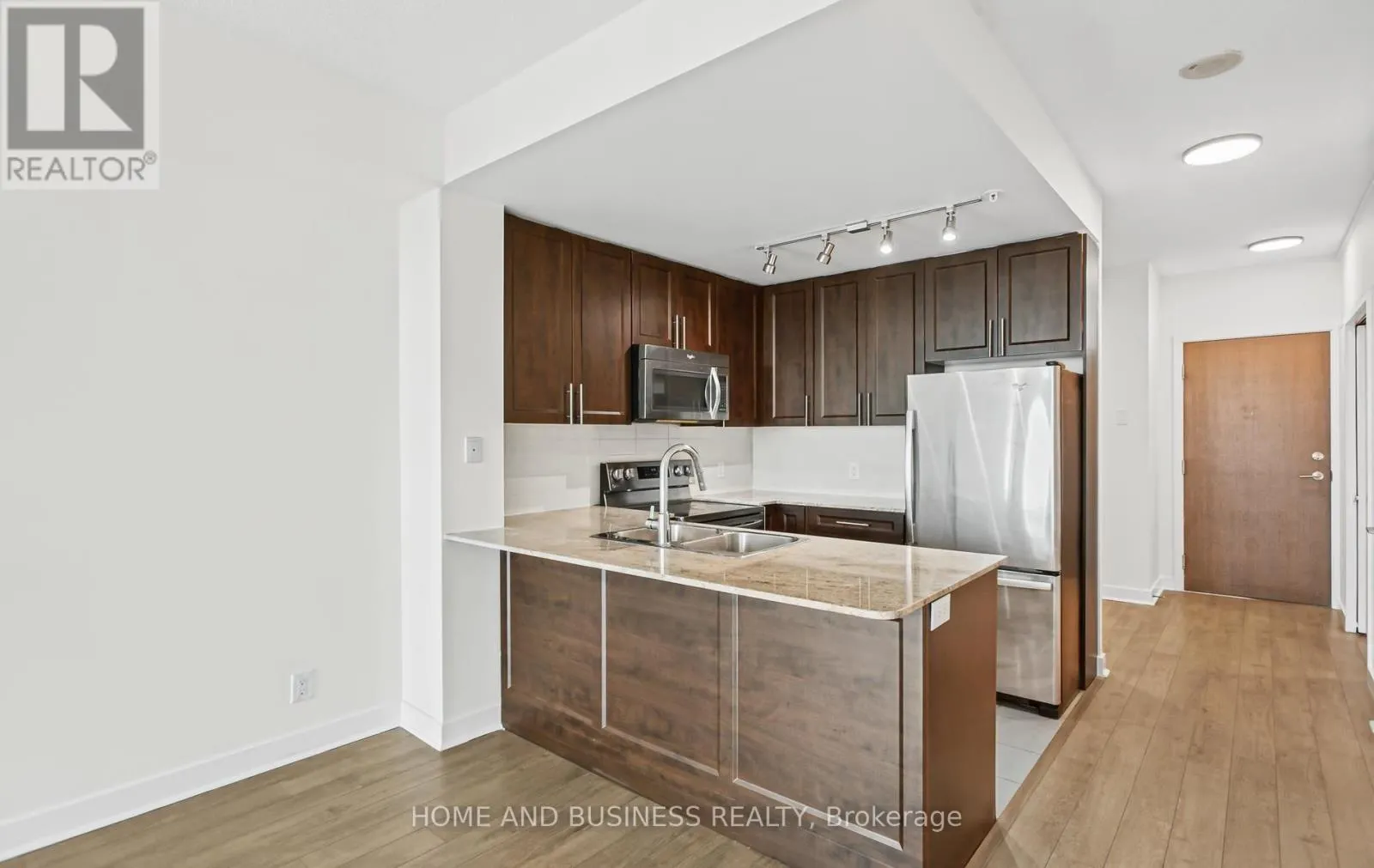 304 - 3985 GRAND PARK DRIVE