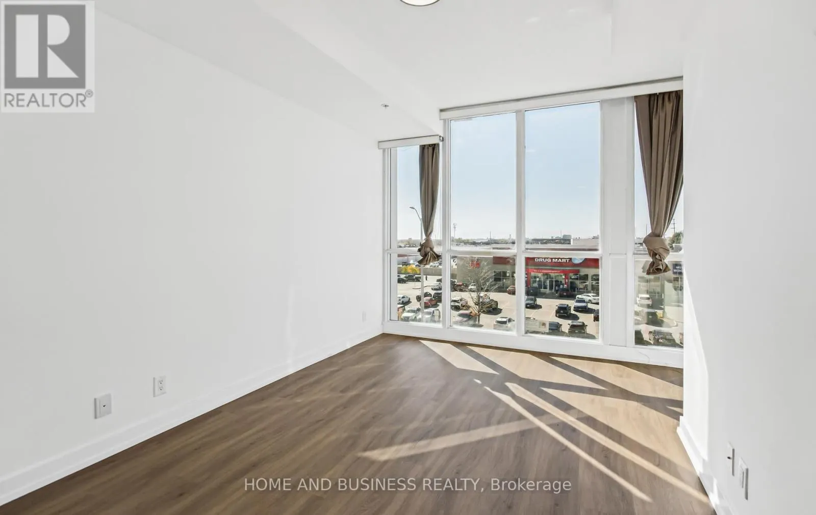 304 - 3985 GRAND PARK DRIVE