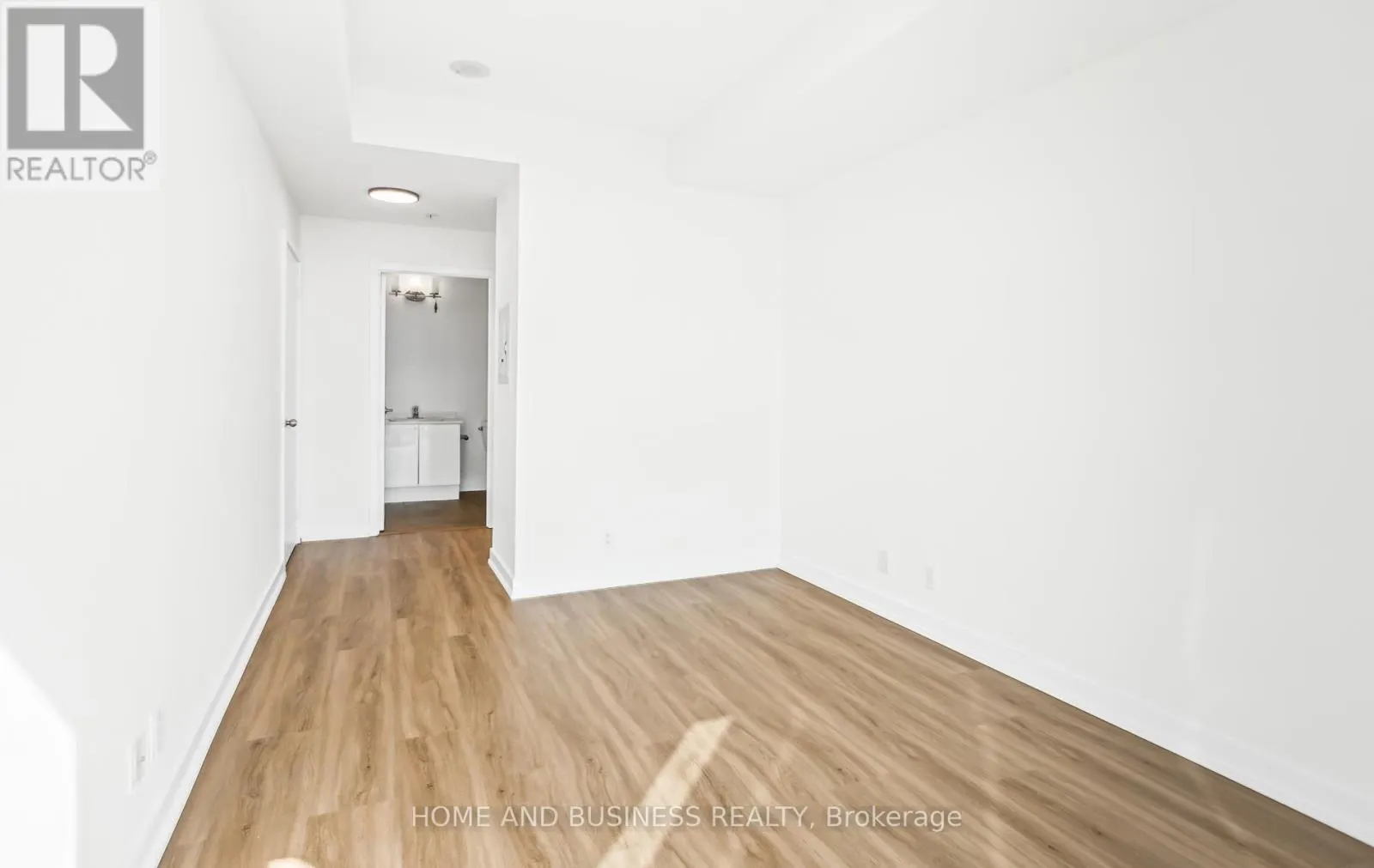 304 - 3985 GRAND PARK DRIVE