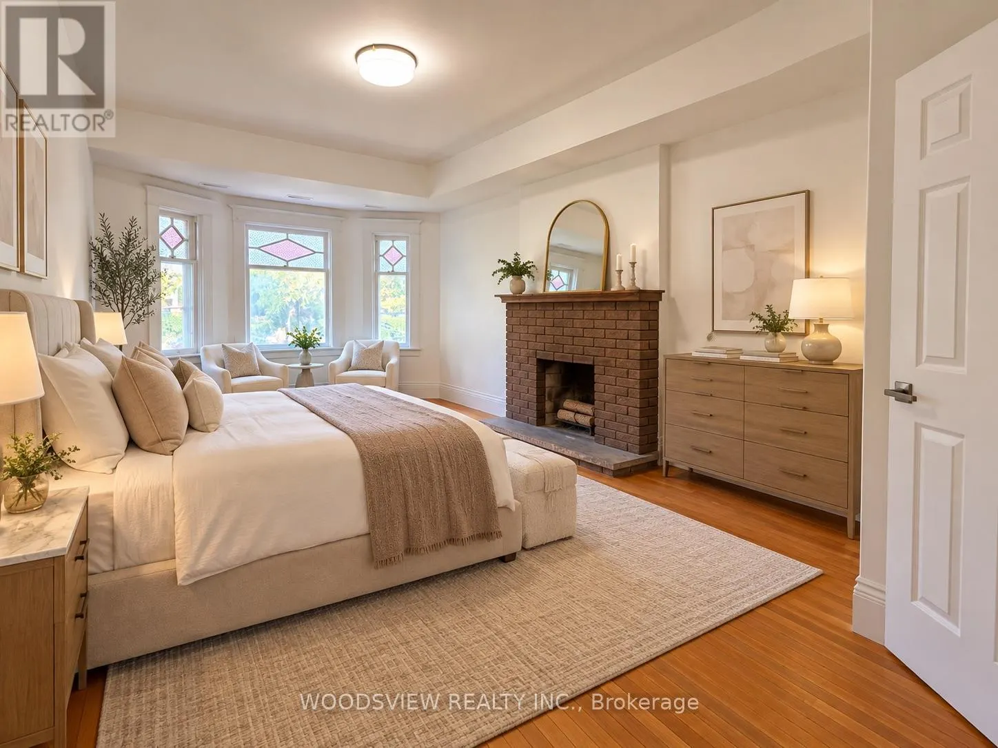 MAIN FLOOR - 152 MEDLAND STREET