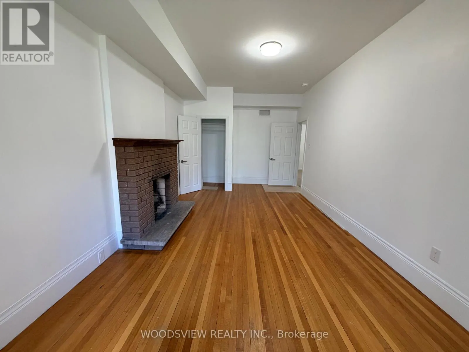 MAIN FLOOR - 152 MEDLAND STREET