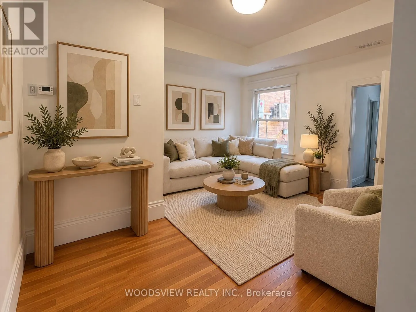 MAIN FLOOR - 152 MEDLAND STREET