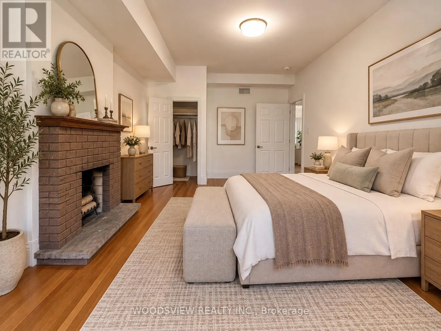 MAIN FLOOR - 152 MEDLAND STREET