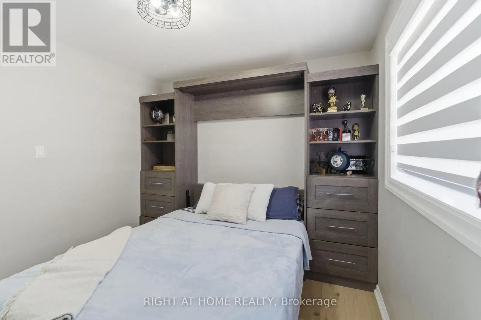 182 MOWAT CRESCENT
