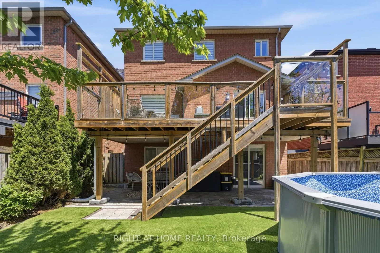 182 MOWAT CRESCENT