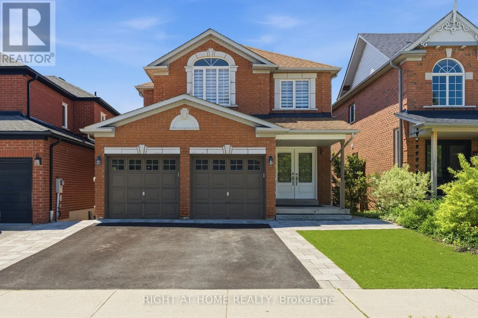 182 MOWAT CRESCENT