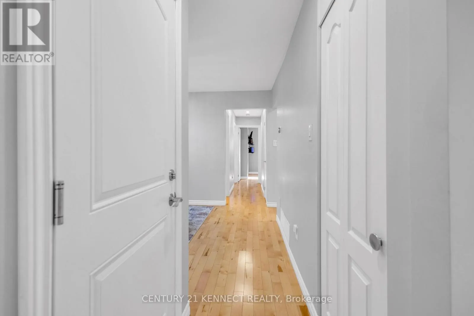 51 VODDEN STREET W