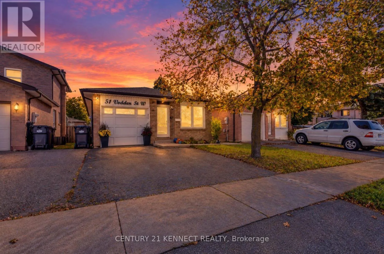 51 VODDEN STREET W
