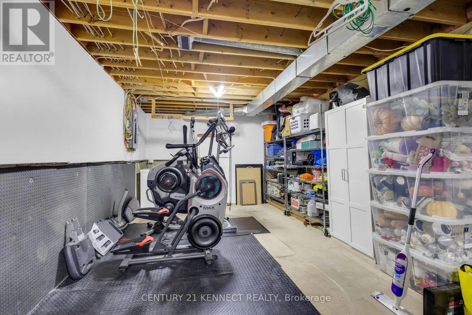 51 VODDEN STREET W