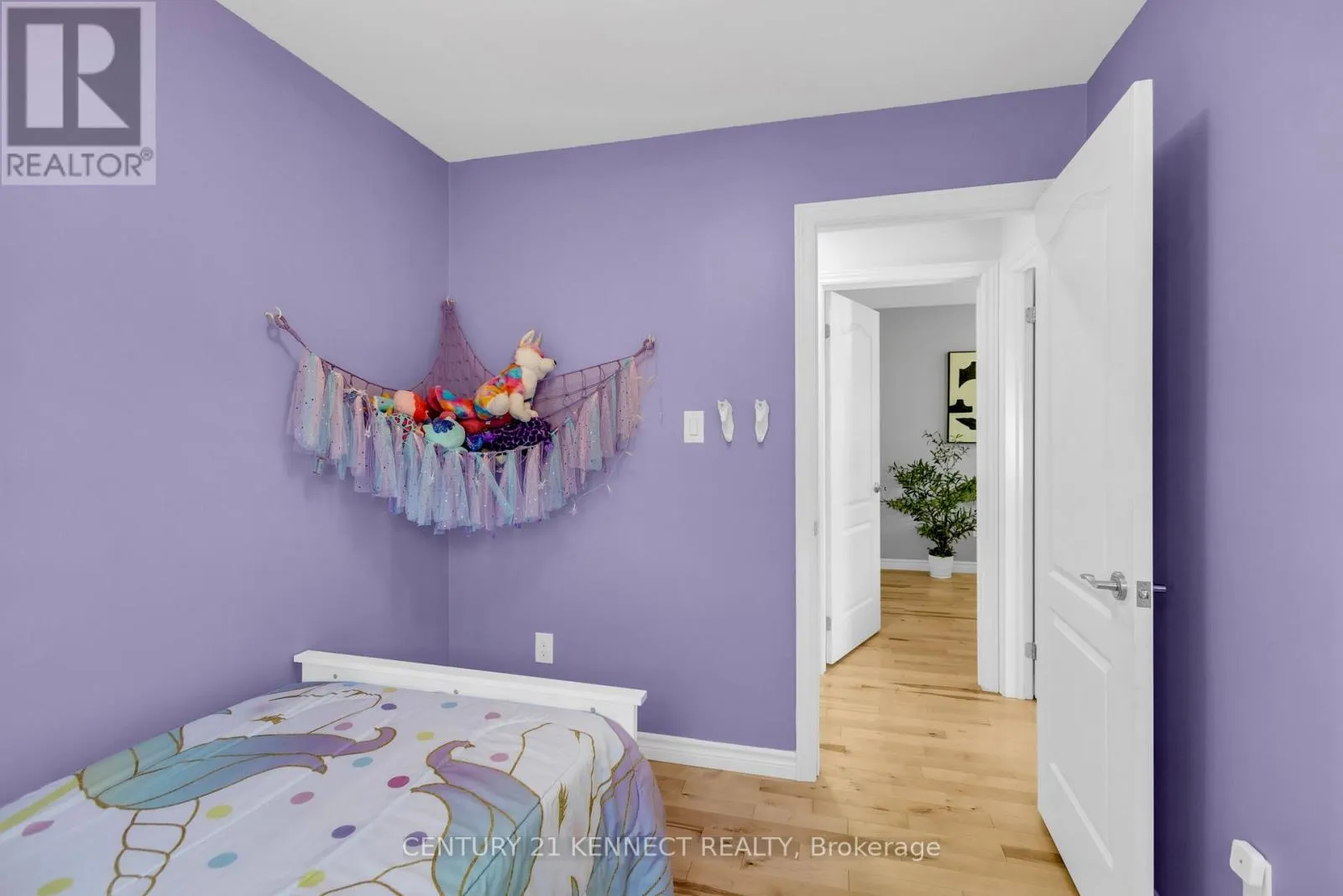 51 VODDEN STREET W