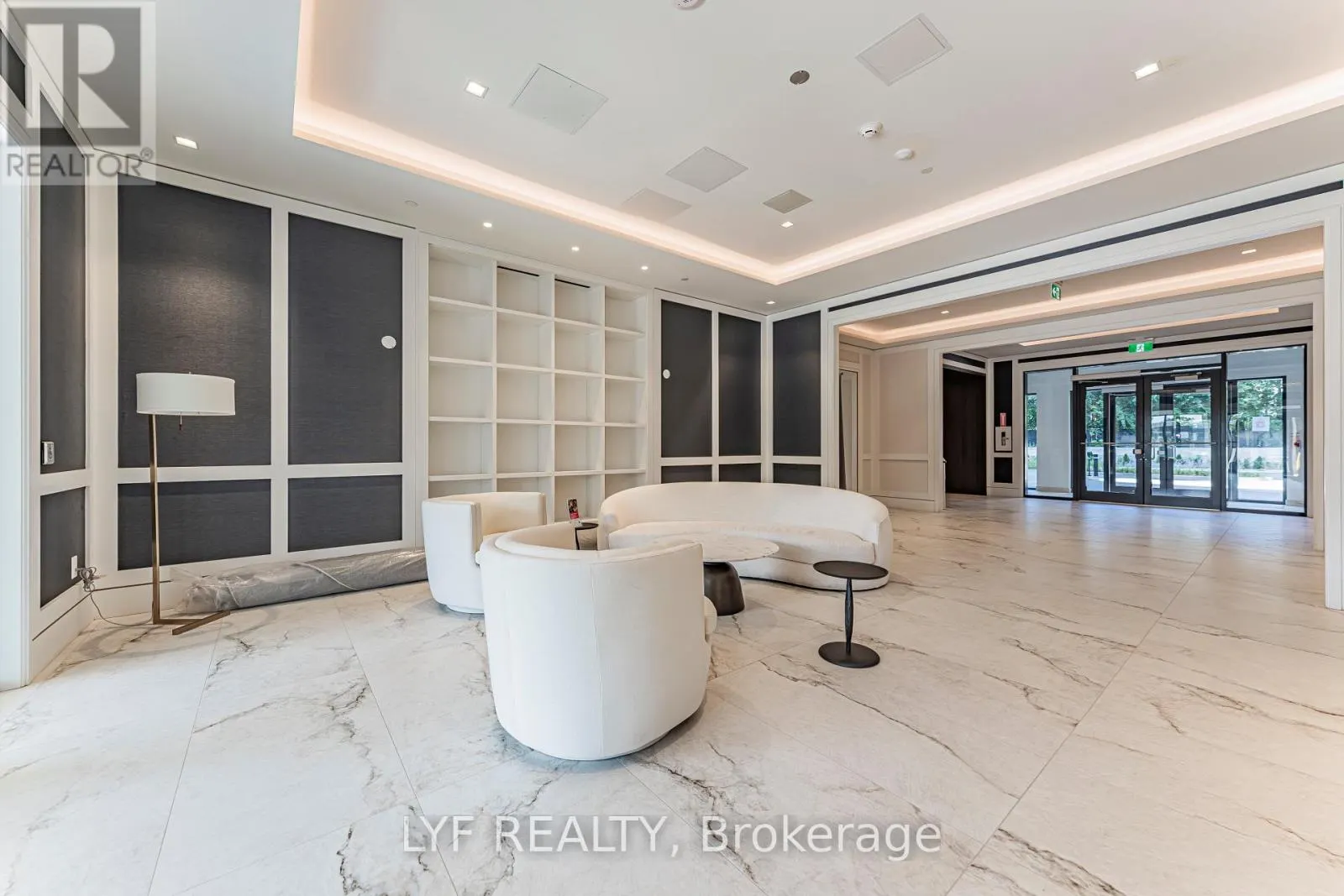 1207 - 4010 EGLINTON AVENUE W