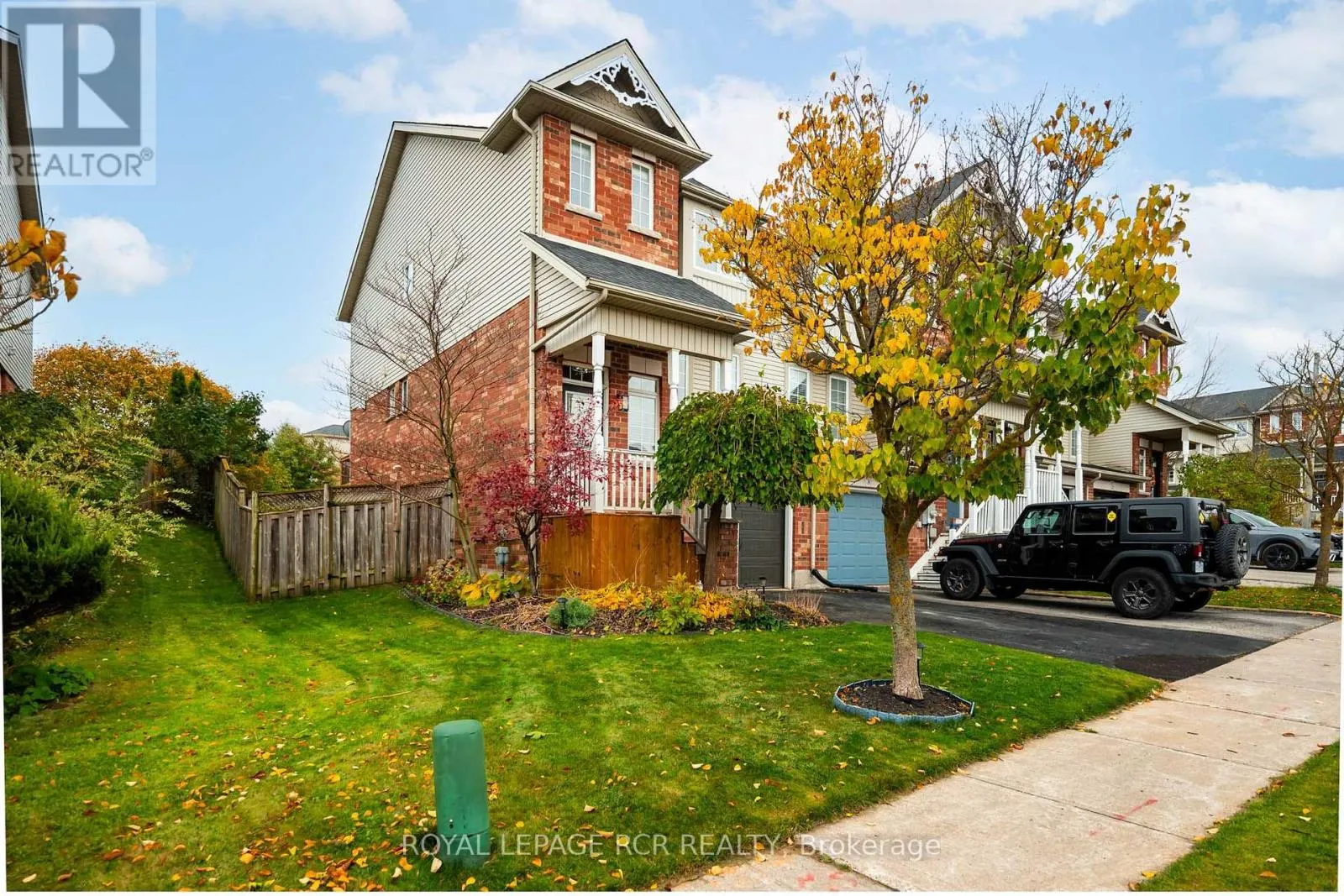 66 BENJAMIN CRESCENT