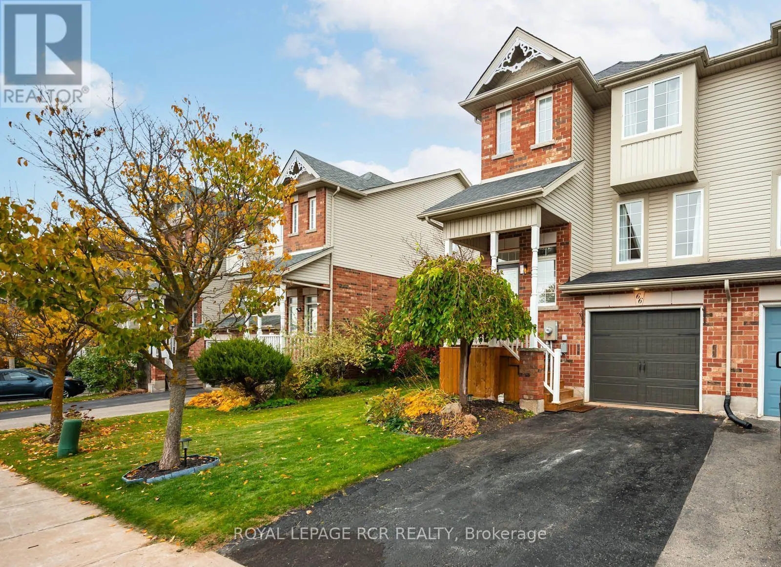 66 BENJAMIN CRESCENT